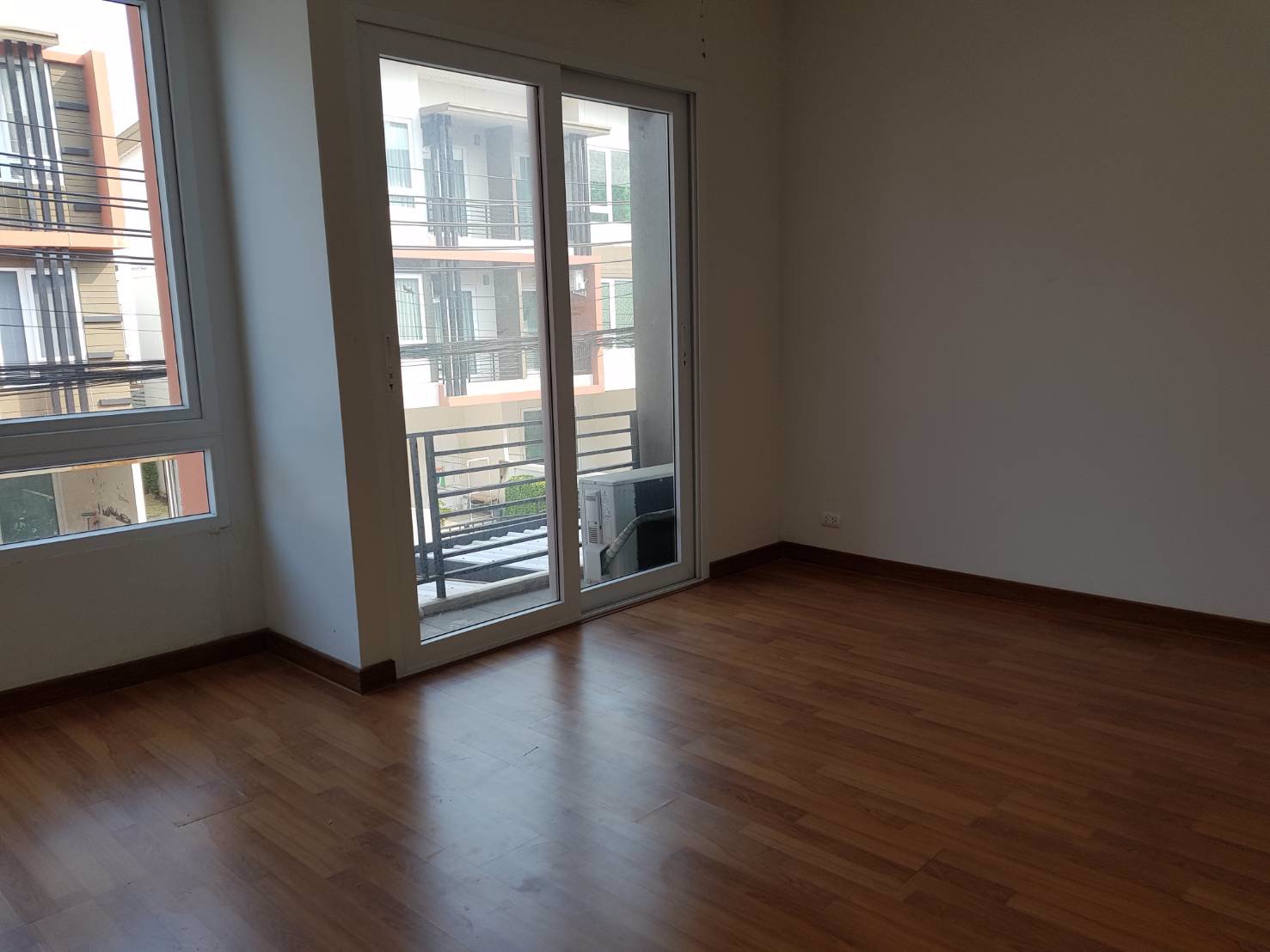 ให้เช่าทาวน์โฮม-โครงการ-the-trust-ทาวน์โฮมเกษตร-นวมินทร์