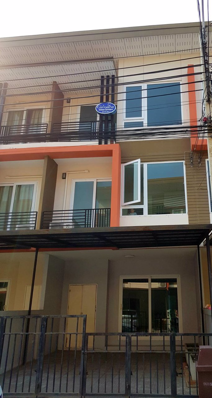 ให้เช่าทาวน์โฮม-โครงการ-the-trust-ทาวน์โฮมเกษตร-นวมินทร์