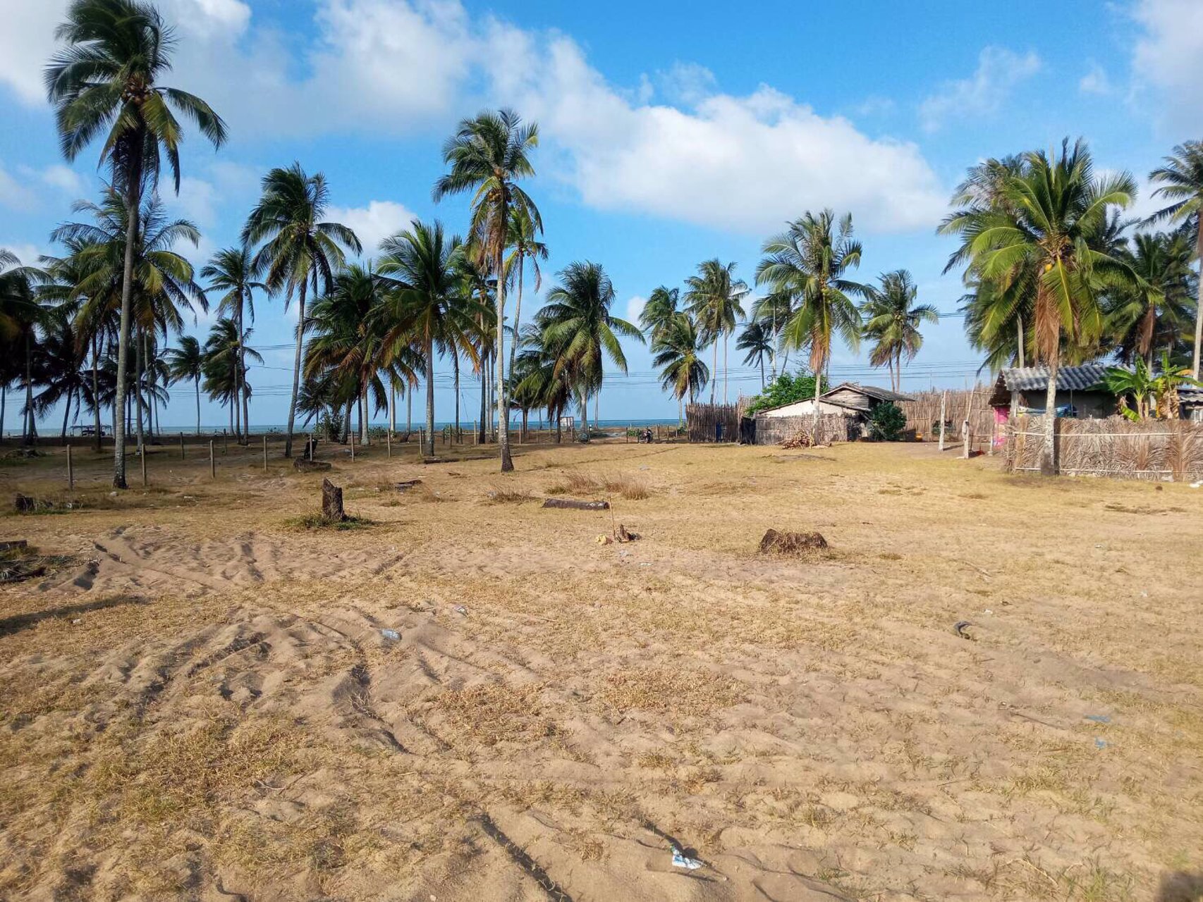 ขายที่ดินทําเลสวยมาก-ติดทะเลบ้านทอน-