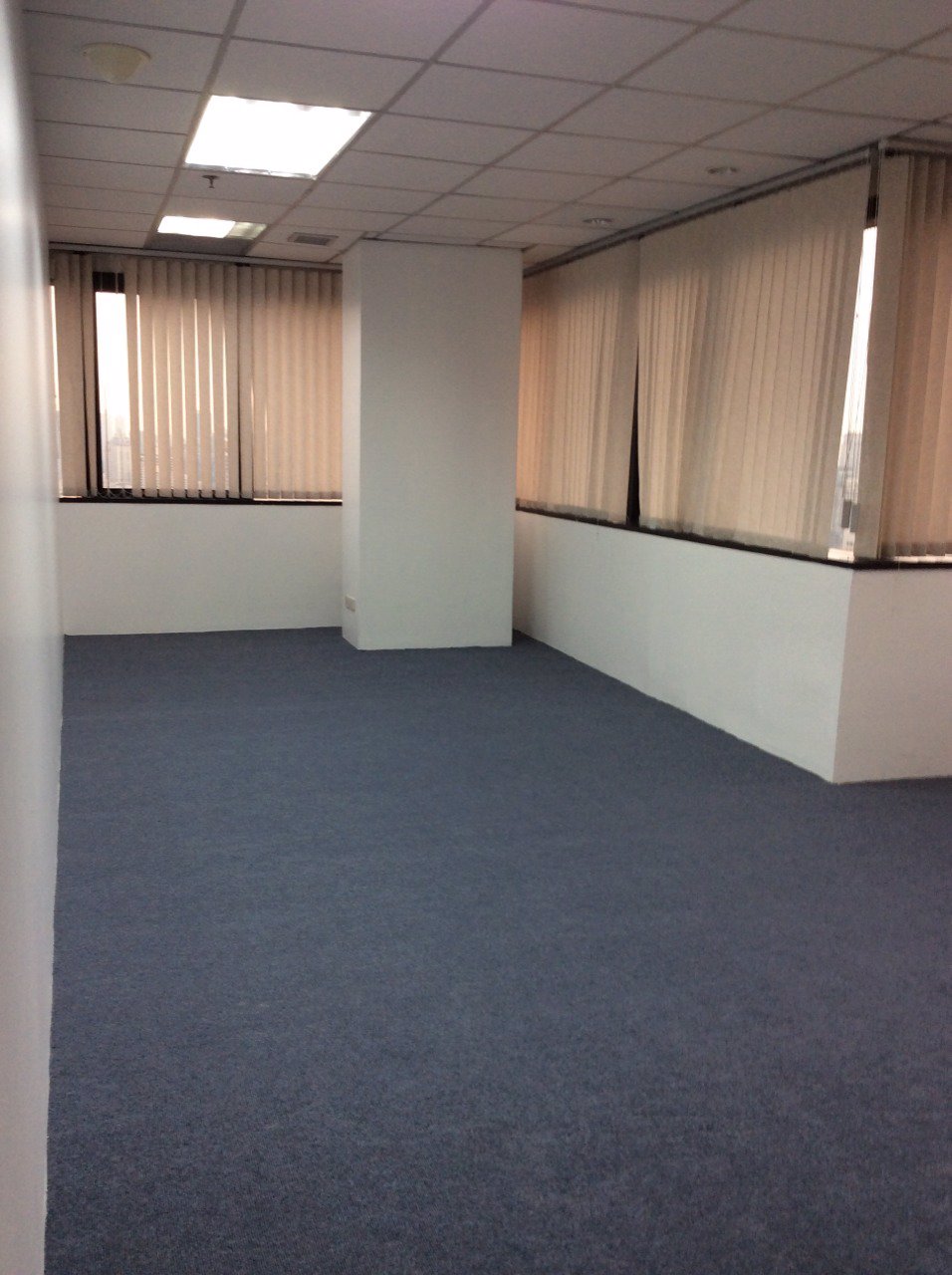 ออฟฟิศให้เช่า-สีลม-ใกล้bts-สะพานตากสิน