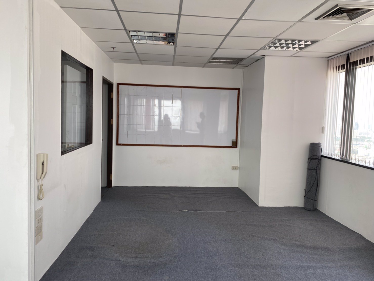 ออฟฟิศให้เช่า-สีลม-ใกล้bts-สะพานตากสิน