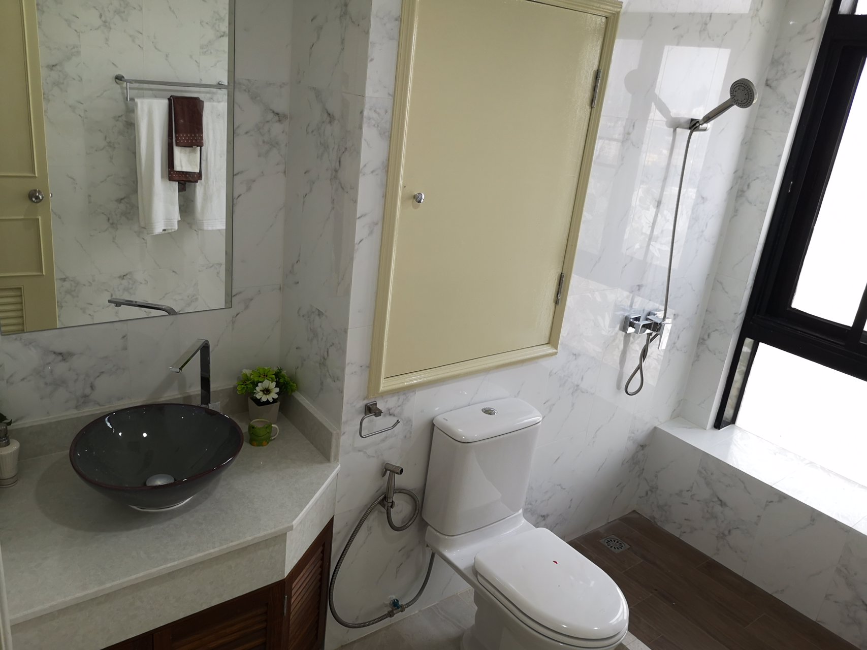 pet-friendly-quick-access-to-bts-mrt-canal-transportation-condo-in-sukhumvit-31