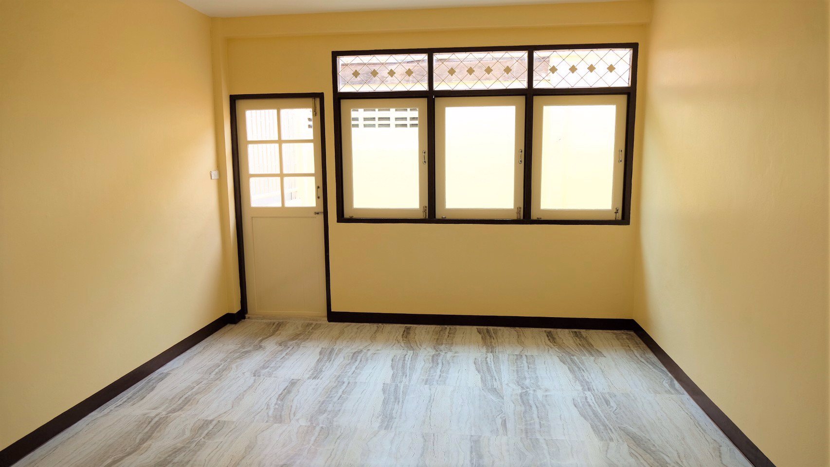 ทาวน์เฮ้าส์-ติด-bts-mrt-บางหว้า-เดิน-3-นาที-