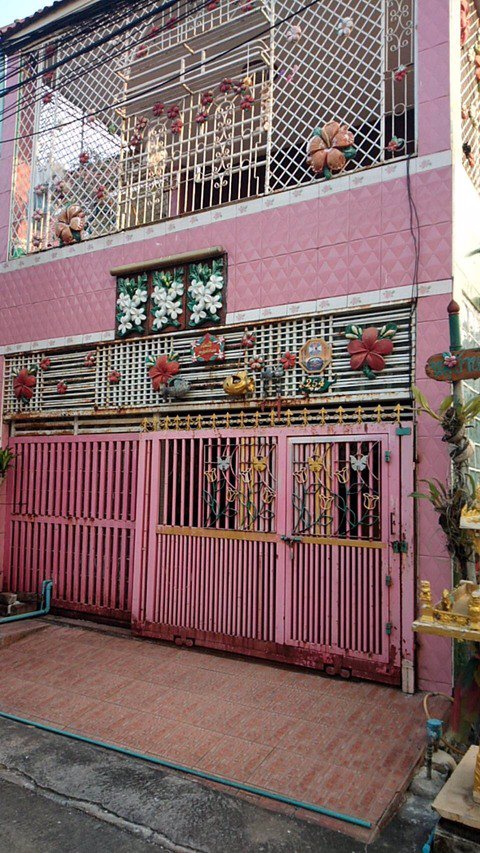 ขายบ้าน-หมู่บ้านรุ่งเจริญ-ขนาด-22-ตารางวา-2-ห้องนอน-3-ห้องน้ำ-ในบ้านปูด้วยไม้สัก-80-ซอยลาดพร้าว47-เ