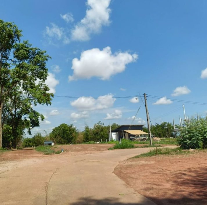 ขายที่ดินติดบ้านคน-2ไร่-3งาน16ตรว-ราคายกแปลง690000บาทโฉนด-กู้ได้-