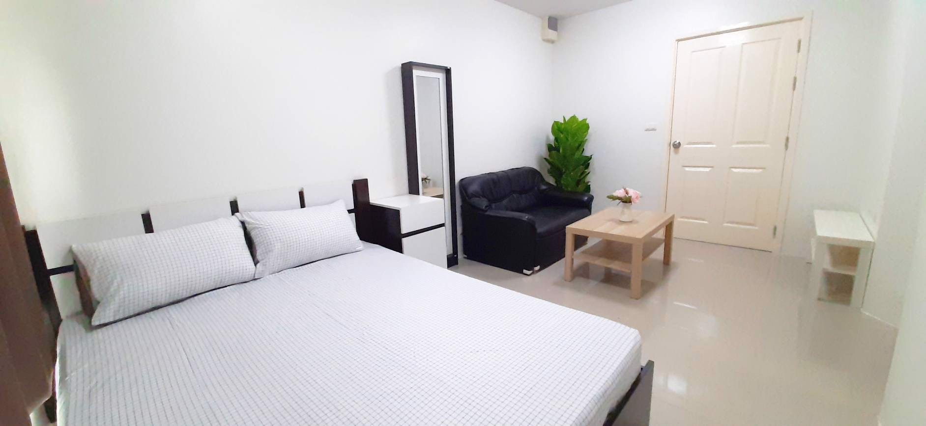 ขายขาดทุน-พลัมคอนโด-ห้องสวยมาก-ลาดพร้าว101-ขนาด-23-ตรม-ตกแต่งใหม่ทั้งห้อง-แถมเฟอร์นิเจอร์ครบชุด