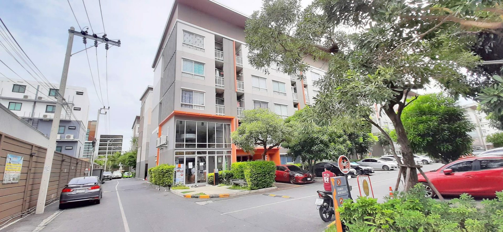 ขายขาดทุน-พลัมคอนโด-ห้องสวยมาก-ลาดพร้าว101-ขนาด-23-ตรม-ตกแต่งใหม่ทั้งห้อง-แถมเฟอร์นิเจอร์ครบชุด