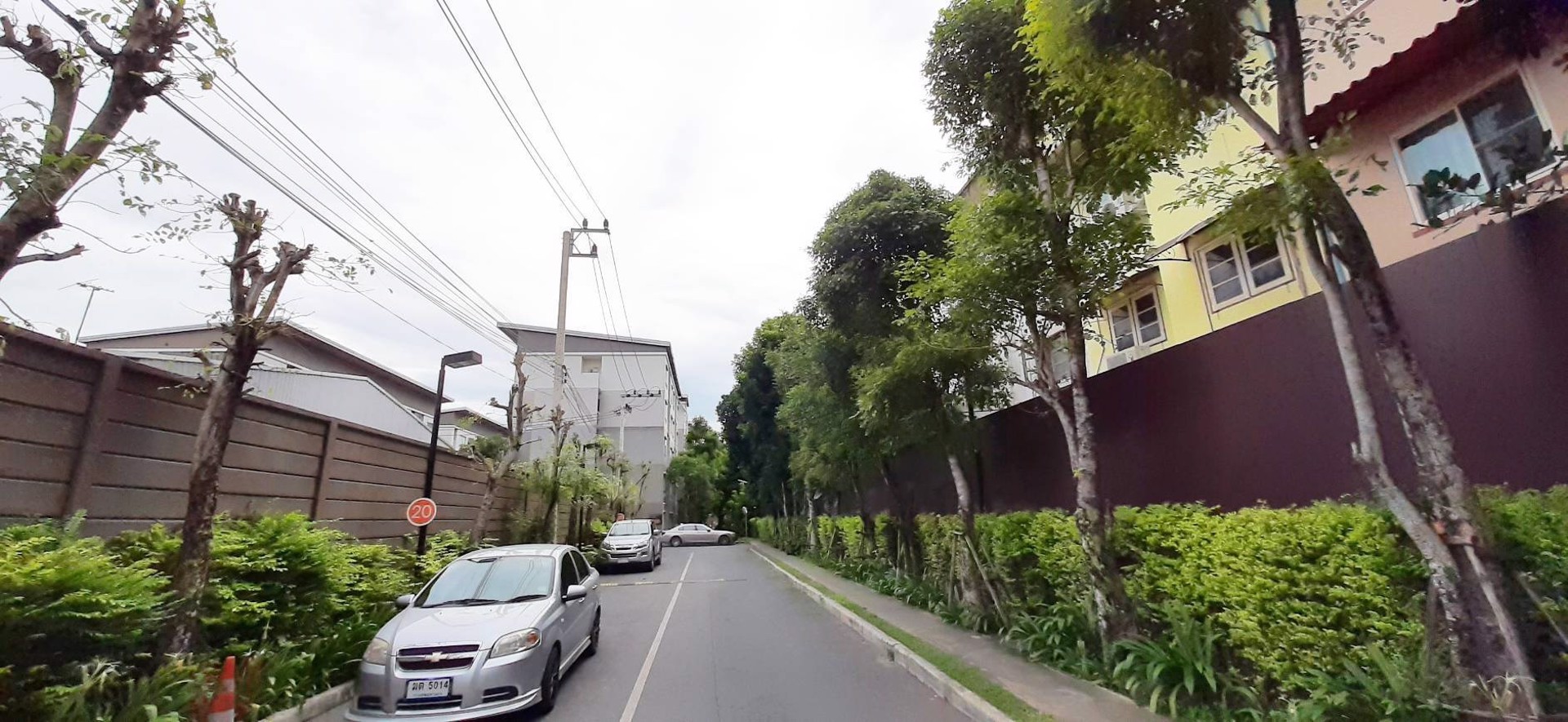 ขายขาดทุน-พลัมคอนโด-ห้องสวยมาก-ลาดพร้าว101-ขนาด-23-ตรม-ตกแต่งใหม่ทั้งห้อง-แถมเฟอร์นิเจอร์ครบชุด