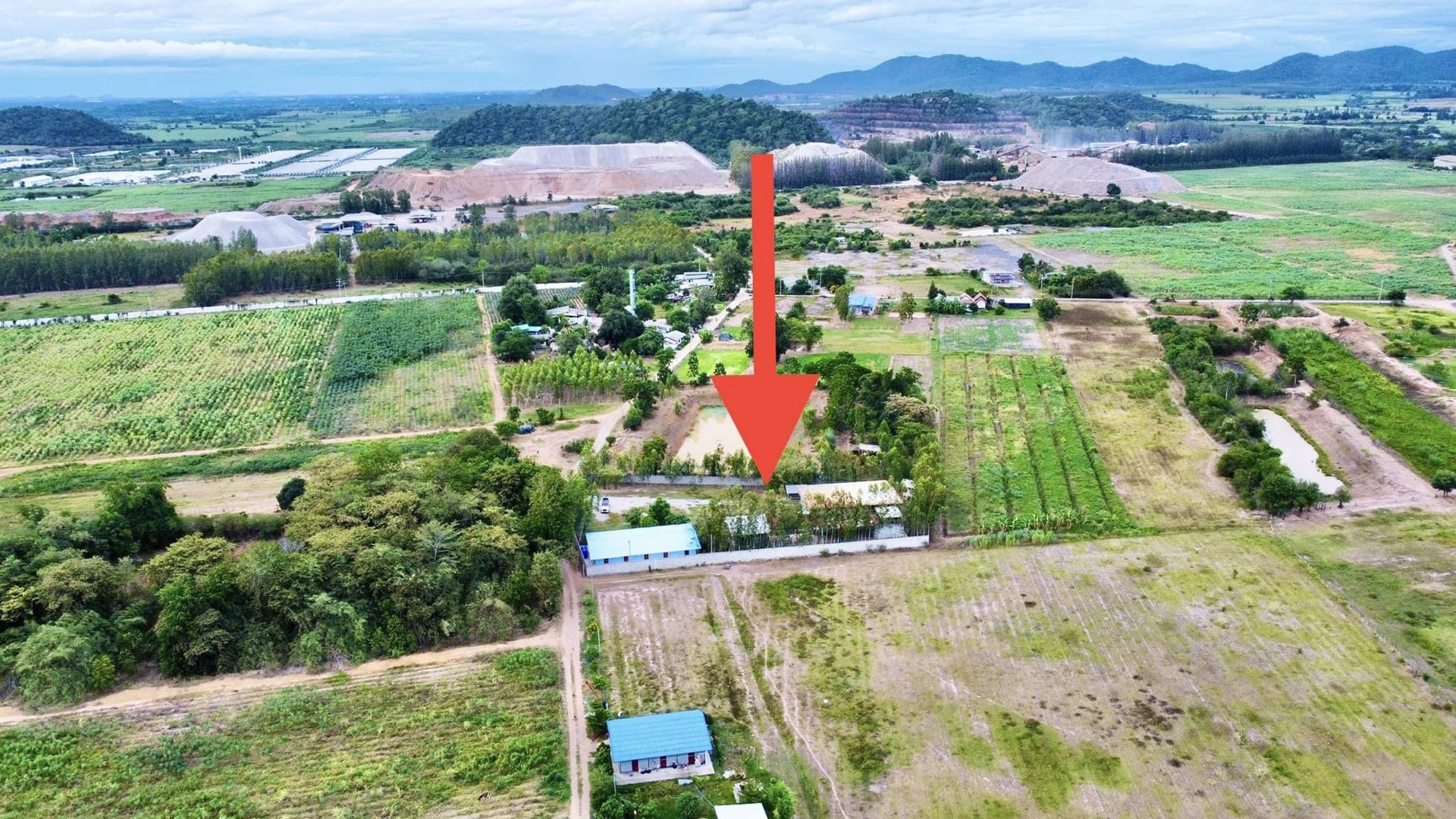 ขายด่วน-โกดัง-พร้อมสิ่งปลูกสร้าง-กาญจนบุรี