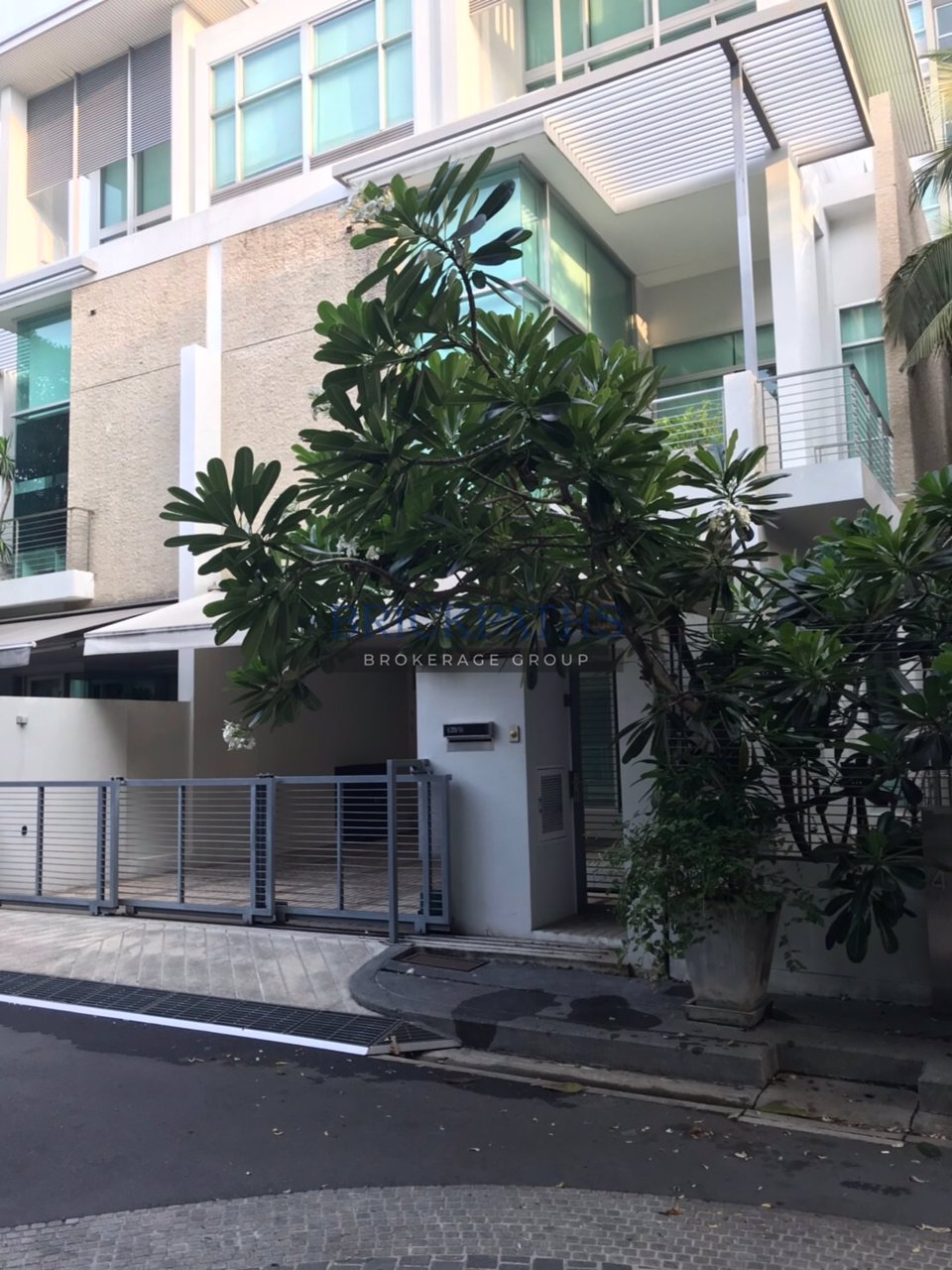 ขาย-ให้เช่า-ทาวน์โฮม-35-ชั้น-ในโครงการ-the-landmark-residence-ใกล้-mrt-ลาดพร้าว