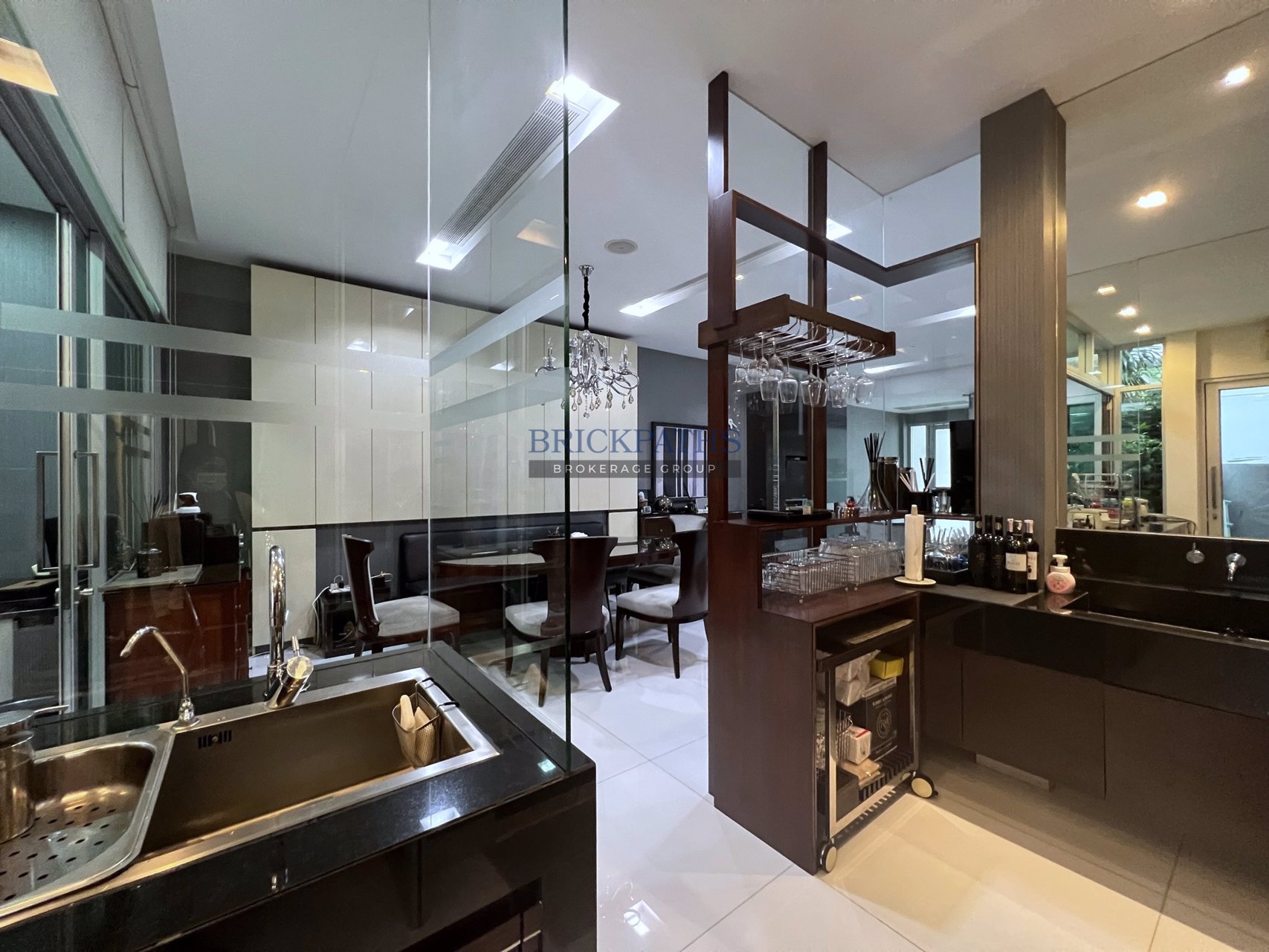 ขายทาวน์โฮม-35-ชั้น-ในโครงการ-the-landmark-residence-ใกล้-mrt-ลาดพร้าว