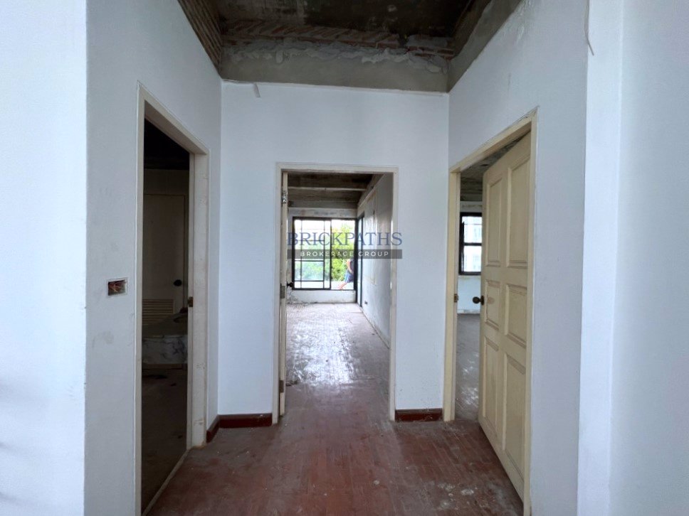 ขายบ้านเดี่ยว-สไตล์โมเดิรน์-สูงสามชั้น-เอกมัย-22