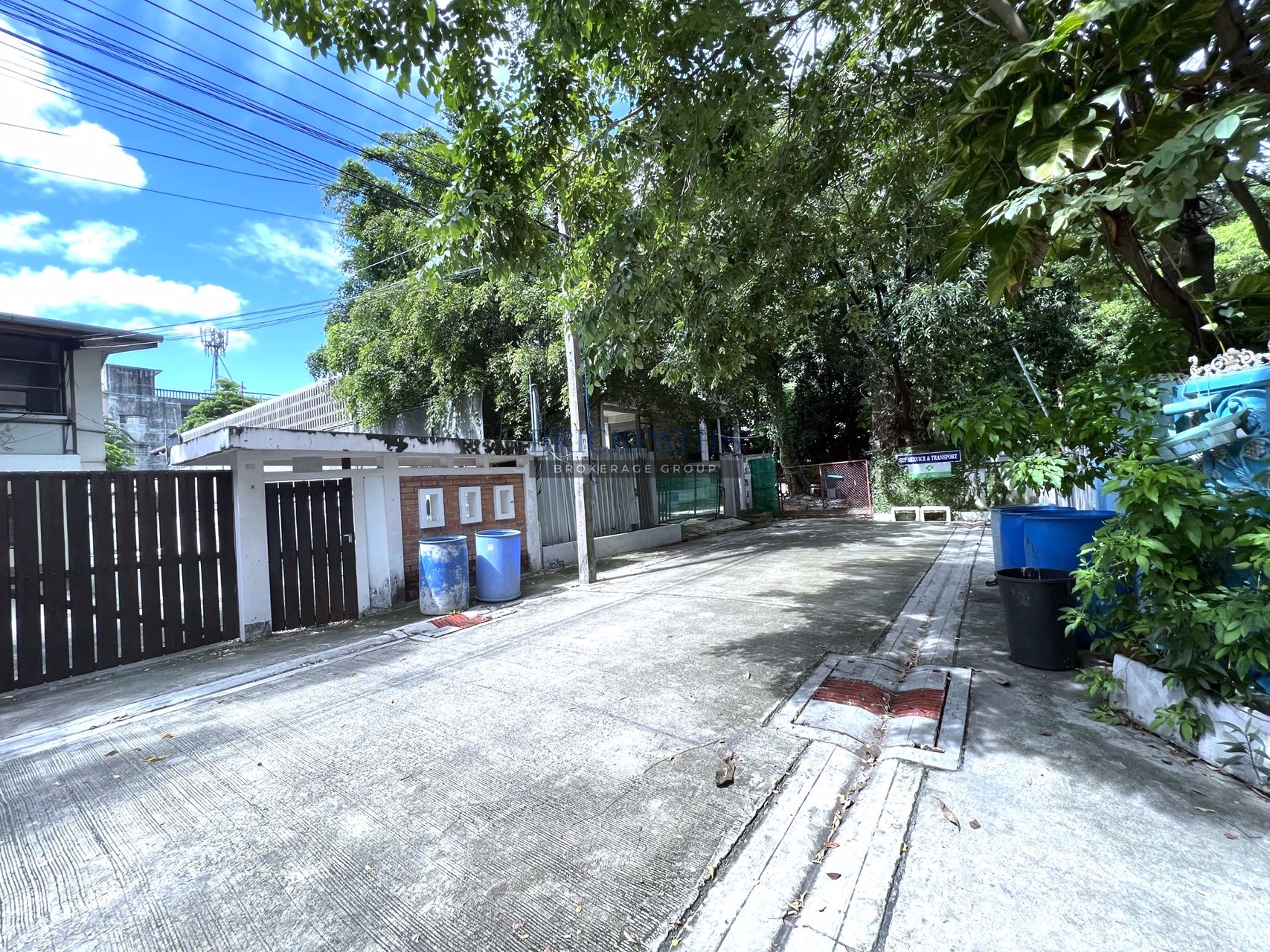 ขาย-ที่ดินพร้อมสิ่งปลูกสร้าง-ซอยพระราม-9-ซอย-41-หลัง-the-nine-พระราม-9