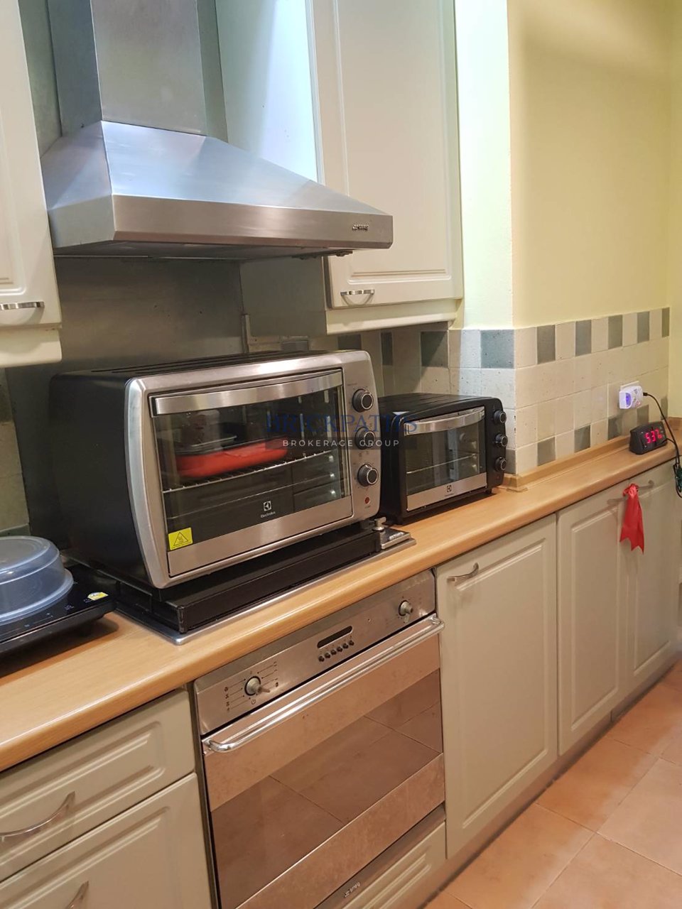 ขายหรือให้เช่า-ทาวน์โฮม-5-ชั้น-หมู่บ้านเย็นอากาศเรสซิเดนซ์-ทำเลทอง-ย่านเย็นอากาศ-สาทร