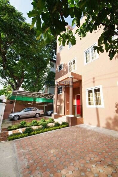 ขาย-บ้านเดี่ยว-ย่านพร้อมพงษ์-ทำเลใจกลางสุขุมวิท