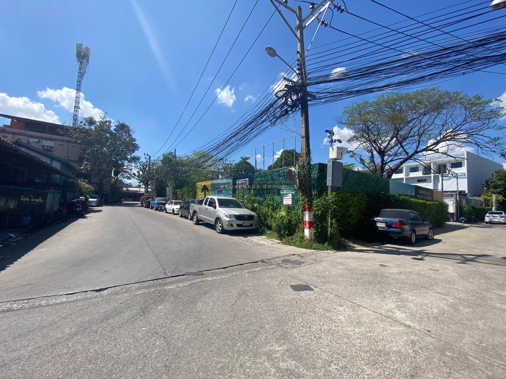 ขาย-ที่ดิน-พัฒนาการ-32-แปลงมุม-รูปทรงสี่เหลี่ยมผืนผ้า-สวยมาก