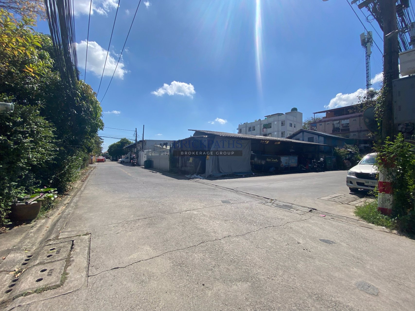 ขาย-ที่ดิน-พัฒนาการ-32-แปลงมุม-รูปทรงสี่เหลี่ยมผืนผ้า-สวยมาก