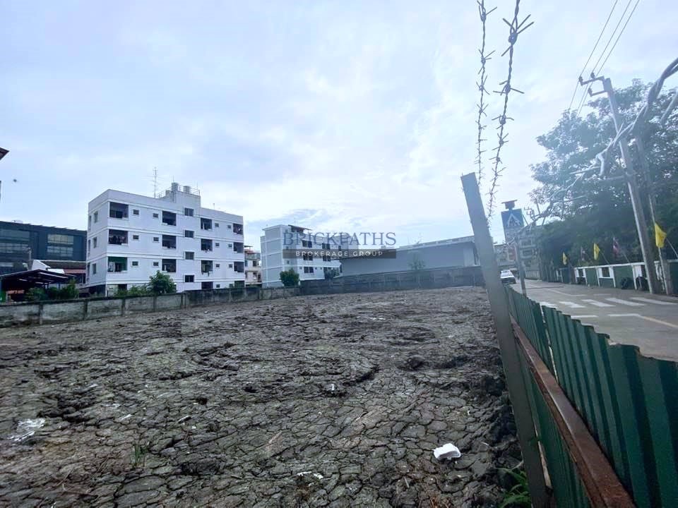 ขาย-ที่ดิน-1-ไร่-ถนนพัฒนาการ-32-34-เข้าซอยเพียง-80-เมตร