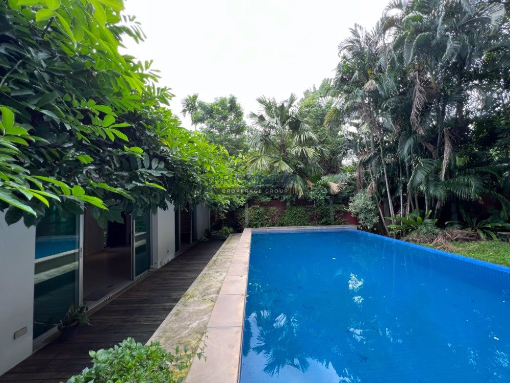 ขาย-บ้านเดี่ยว-modern-art-contemporary-ในโครงการ-ซอยเฉลิมพระเกียรติ-ร9-ซอย-28-แยก-4