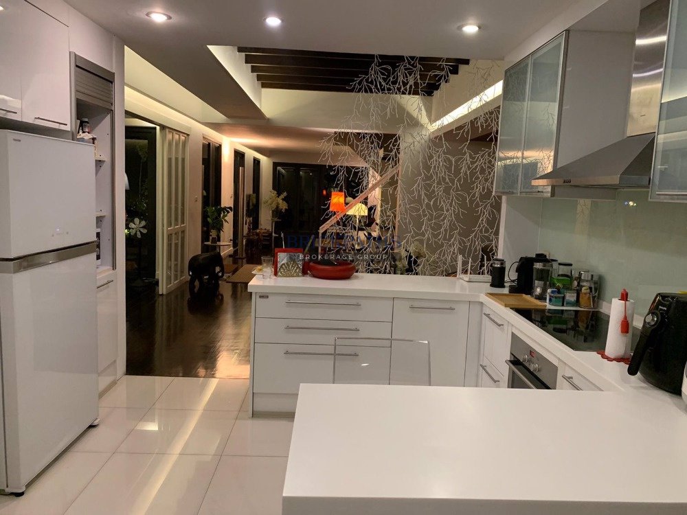 ขาย-บ้านเดี่ยว-2-ชั้น-มีความเป็นส่วนตัว-ย่านพร้อมพงษ์-ทำเลใจกลางสุขุมวิท