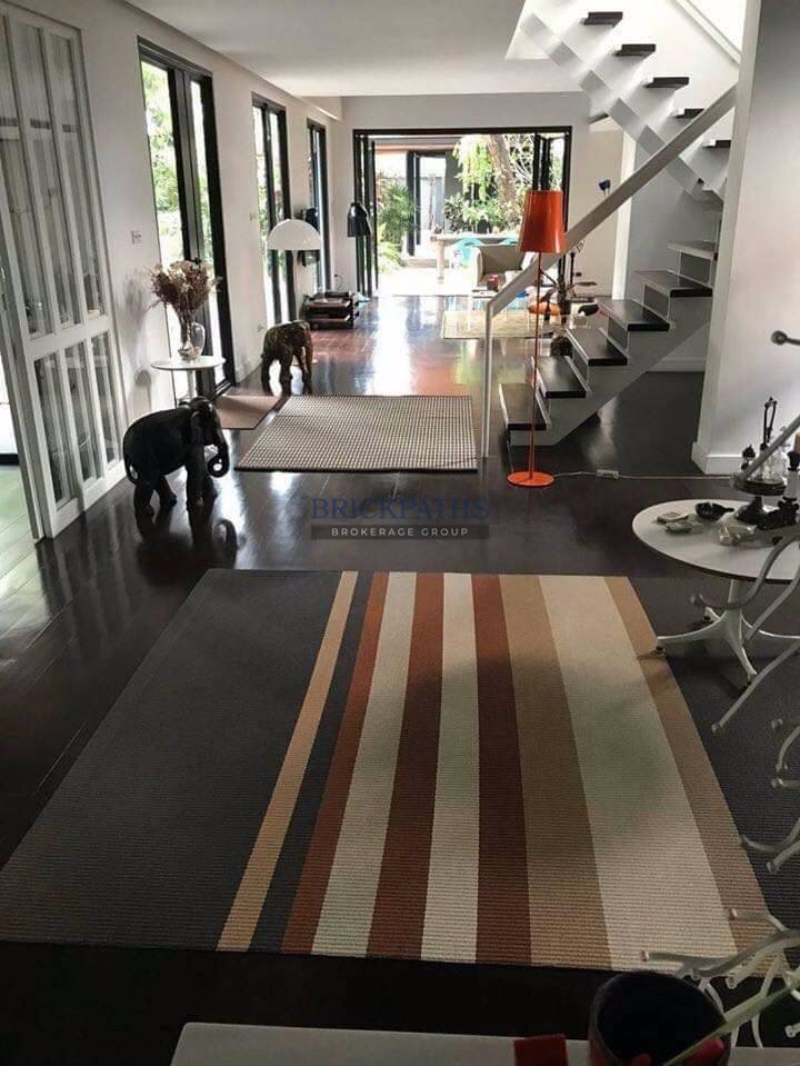 ขาย-บ้านเดี่ยว-2-ชั้น-มีความเป็นส่วนตัว-ย่านพร้อมพงษ์-ทำเลใจกลางสุขุมวิท