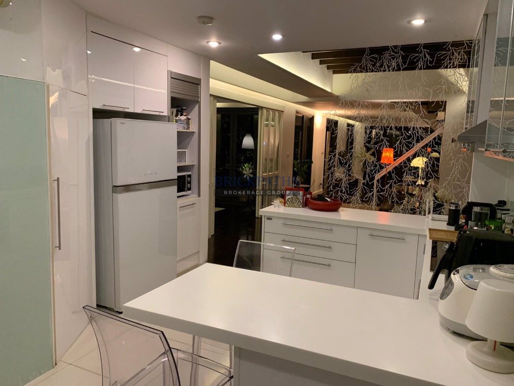 ขาย-บ้านเดี่ยว-2-ชั้น-มีความเป็นส่วนตัว-ย่านพร้อมพงษ์-ทำเลใจกลางสุขุมวิท