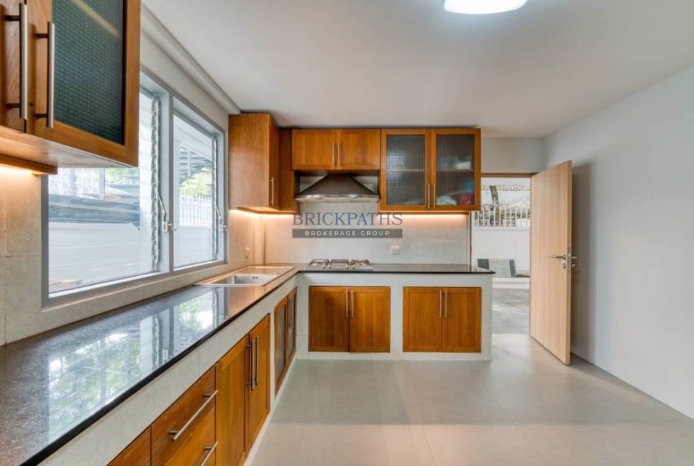 ขายบ้านเดี่ยว-รีโนเวทใหม่-สไตล์โมเดริน์-ย่านสุขุมวิท-71-ซอยปรีดีพนมยงค์-14