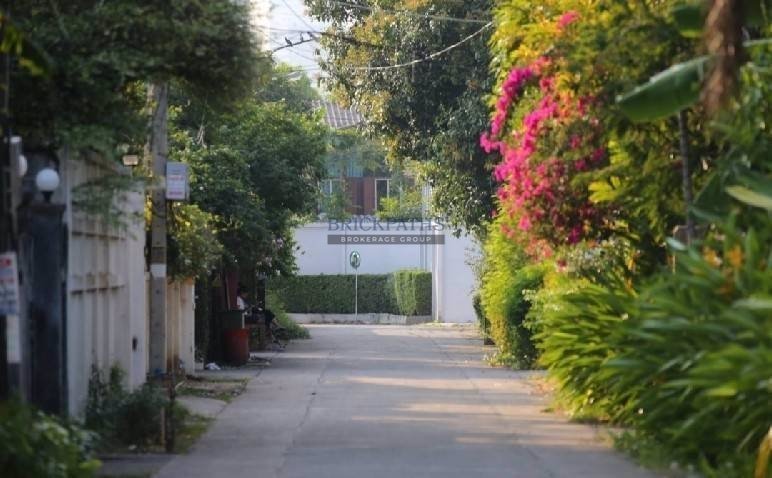 ขายด่วน-ทาวน์โอม-สภาพดีมาก-ซอยเอกมัย-10-ทะลุปรีดีพนมยงค์-25-ได้