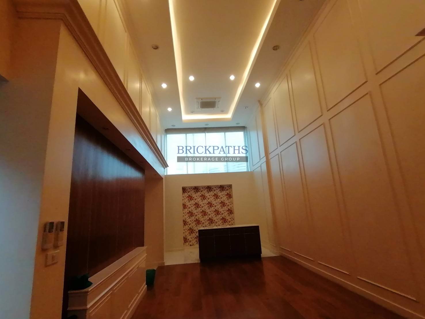 ขาย-บ้านกลางกรุง-ทองหล่อ-สุขุมวิท-55-ทำเลใจกลาง-หลังมุม