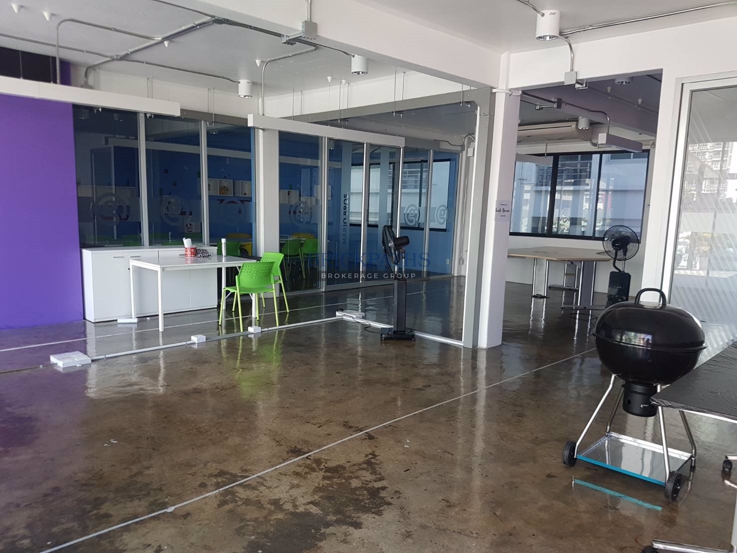 ขายอาคารสำนักงาน-4-ชั้น-จำนวน-2-ตึก-สุขุมวิท-22-ใกล้-bts-พร้อมพงษ์