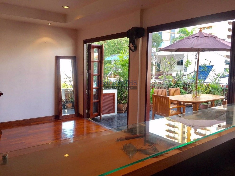 ขาย-ทาวน์โฮม-สุขุมวิท-49-1-หมู่บ้านพร้อมมิตร-bts-พร้อมพงษ์