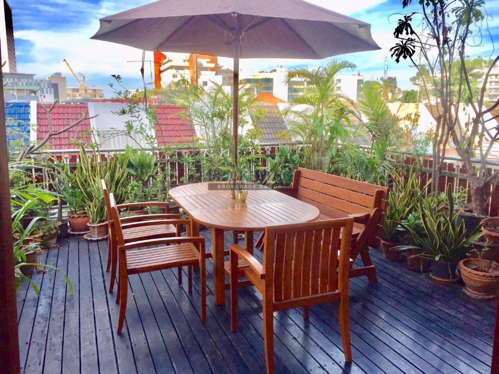 ขาย-ทาวน์โฮม-สุขุมวิท-49-1-หมู่บ้านพร้อมมิตร-bts-พร้อมพงษ์