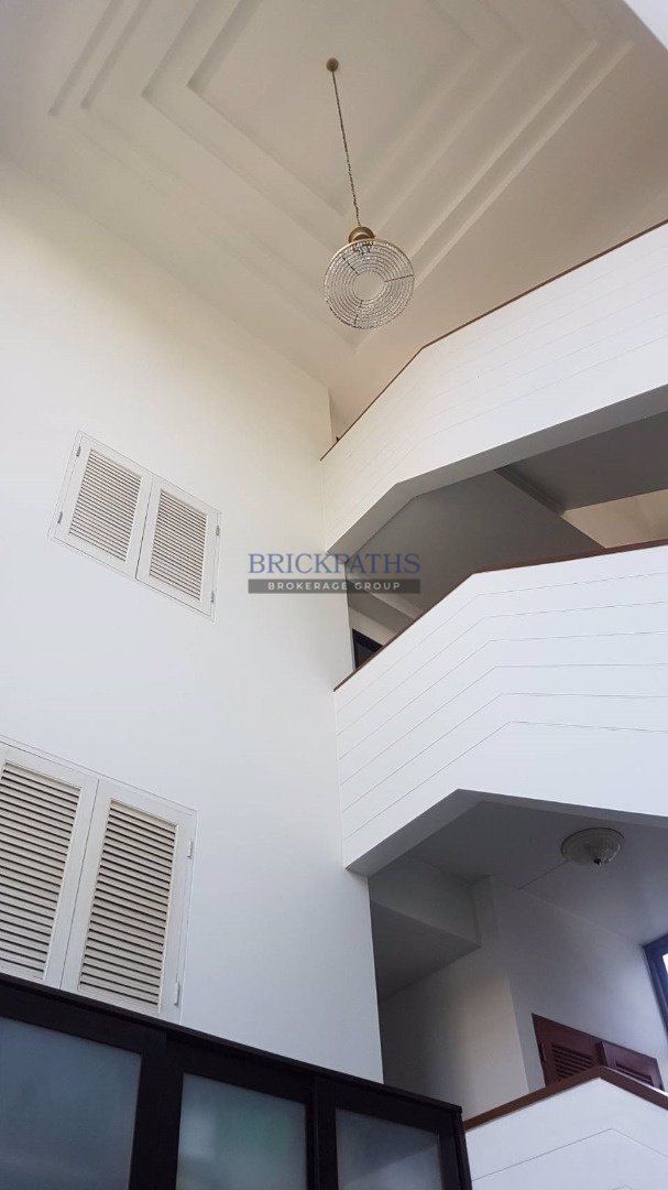 ขาย-อาคารพักอาศัย-4-ชั้น-รวมชั้นลอยด้วยเป็น-8-ชั้น-สุขุมวิท-22-ย่านพร้อมพงษ์