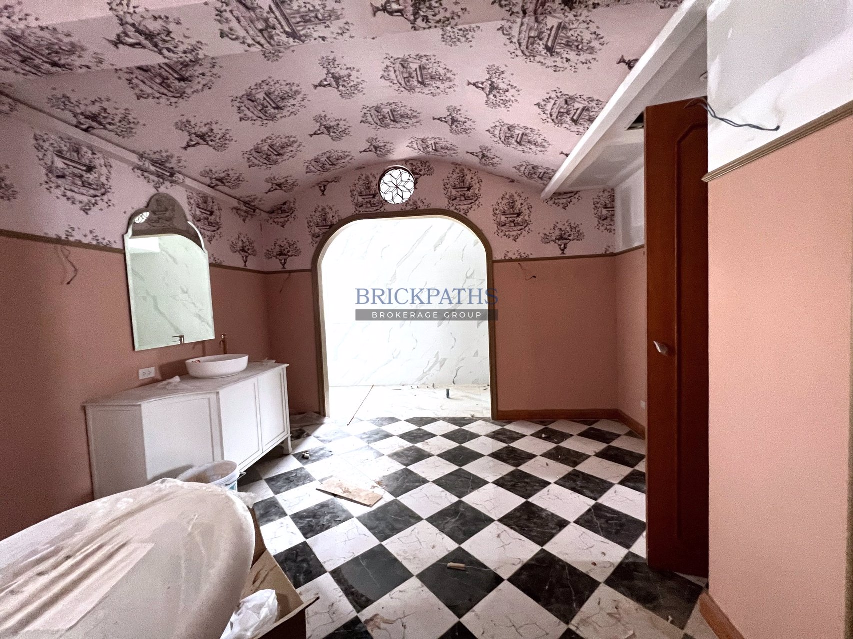 ขายยทาวน์โฮมหรือให้เช่าทาวน์โฮม-สุขมวิท-55-ใกล้-bts-ทองหล่อ