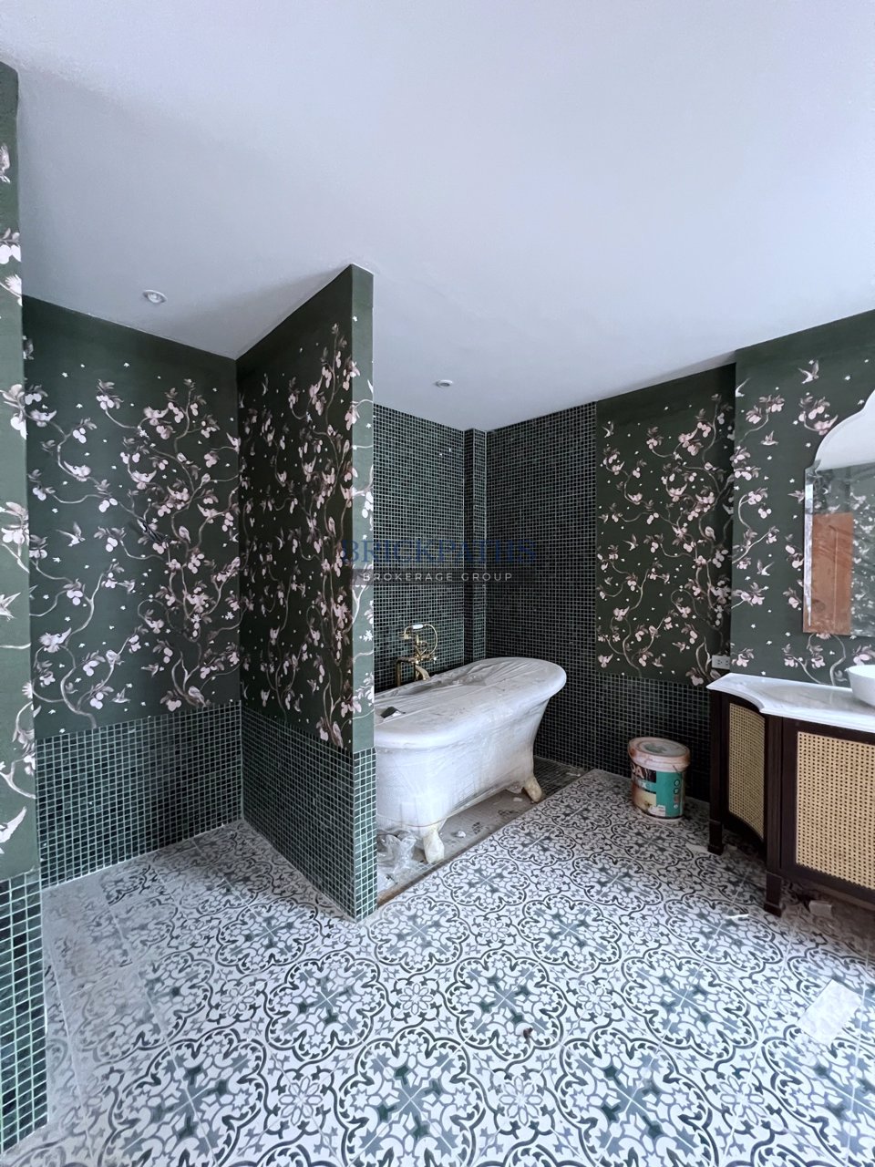 ขายยทาวน์โฮมหรือให้เช่าทาวน์โฮม-สุขมวิท-55-ใกล้-bts-ทองหล่อ