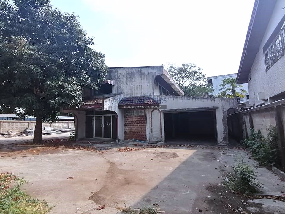 ขายที่ดินพร้อมสิ่งปลูกสร้าง-สุขุมวิท-71-ซอยปรีดีพนมยงค์-26-ซอยพัฒนเวศม์