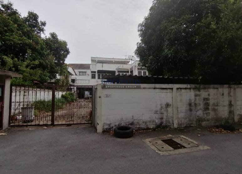 ขายที่ดินพร้อมสิ่งปลูกสร้าง-บ้านเดี่ยว-ซอยปรีดีพนมยงค์-20-สุขุมวิท-71