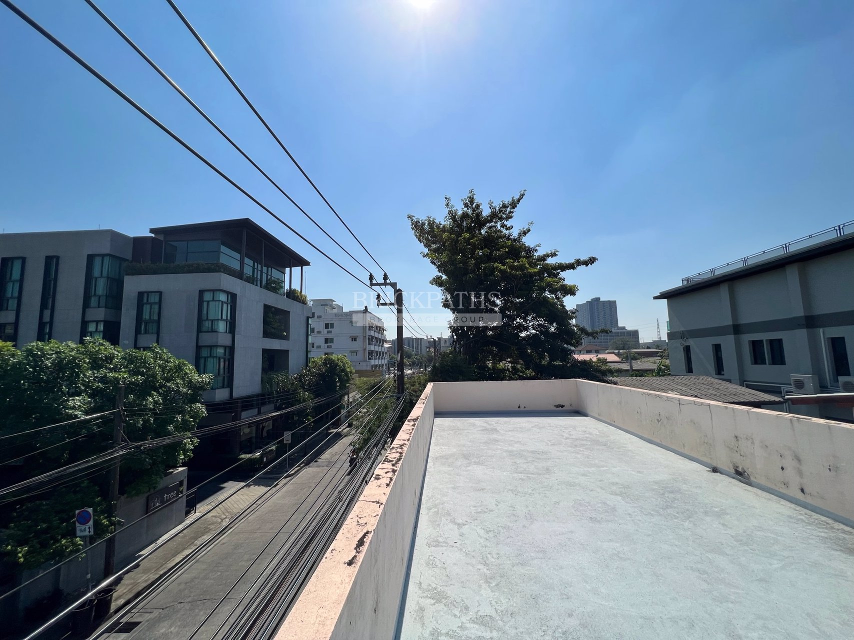 ขาย-ที่ดินพร้อมสิ่งปลูกสร้าง-ซอยพระราม-9-ซอย-41-แยก-12-หลัง-the-nine-พระราม-9-แปลงมุม