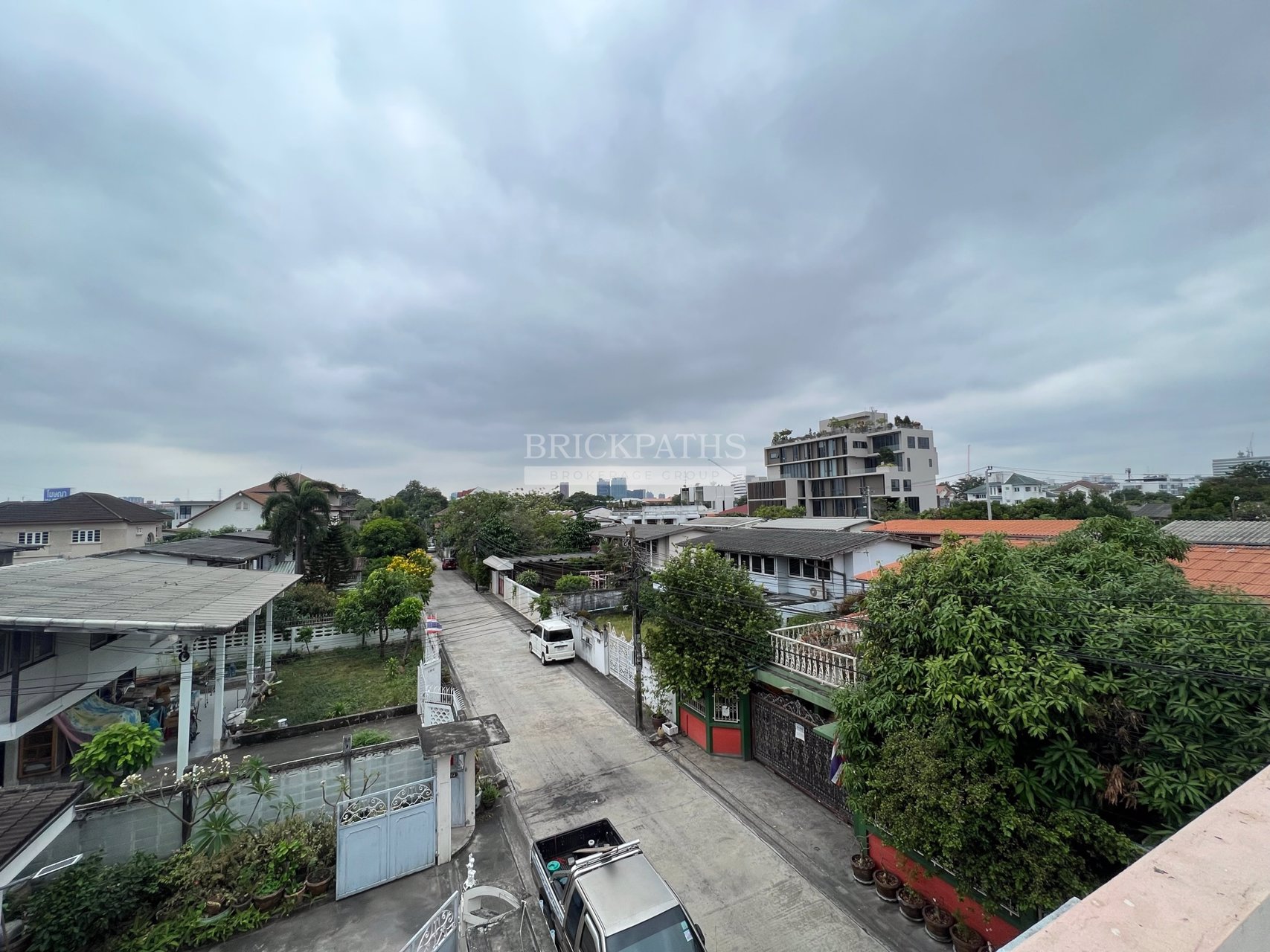 ขาย-ที่ดินพร้อมสิ่งปลูกสร้าง-ซอยพระราม-9-ซอย-41-แยก-12-หลัง-the-nine-พระราม-9-แปลงมุม