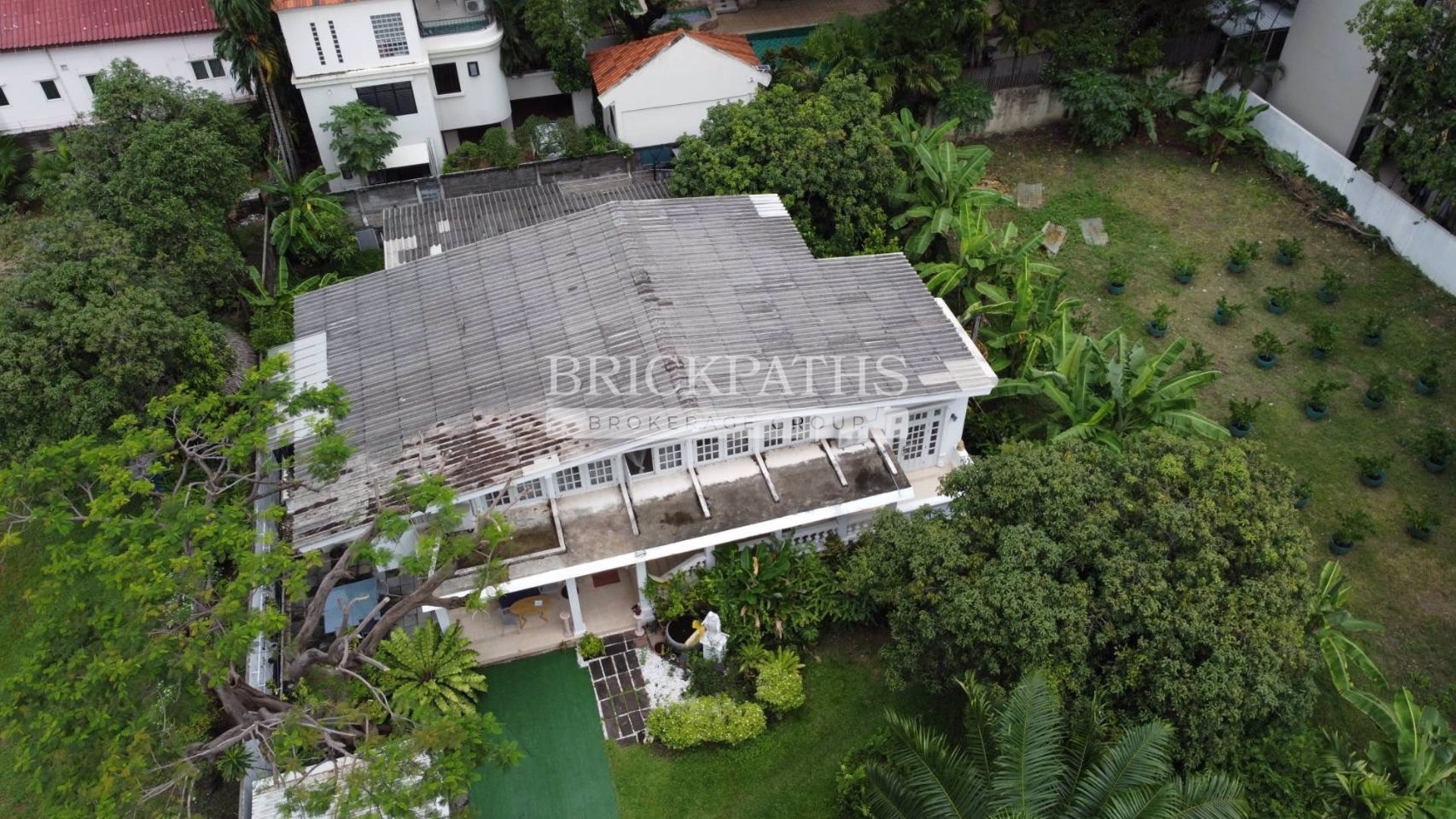 ขายบ้านเดี่ยวสองชั้น-มีไล่ระดับ-ที่ดินพร้อมสิ่งปลูกสร้าง-ซอยเอกมัย-10-สุขุมวิท-63-เนื้อที่-224