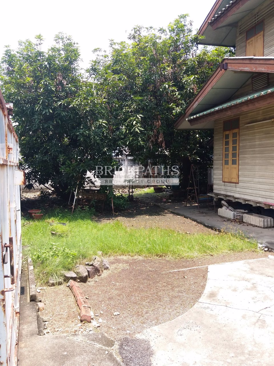 ขายที่ดินพร้อมสิ่งปลูกสร้าง-ซอยสุขุมวิท-65-bts-เอกมัย