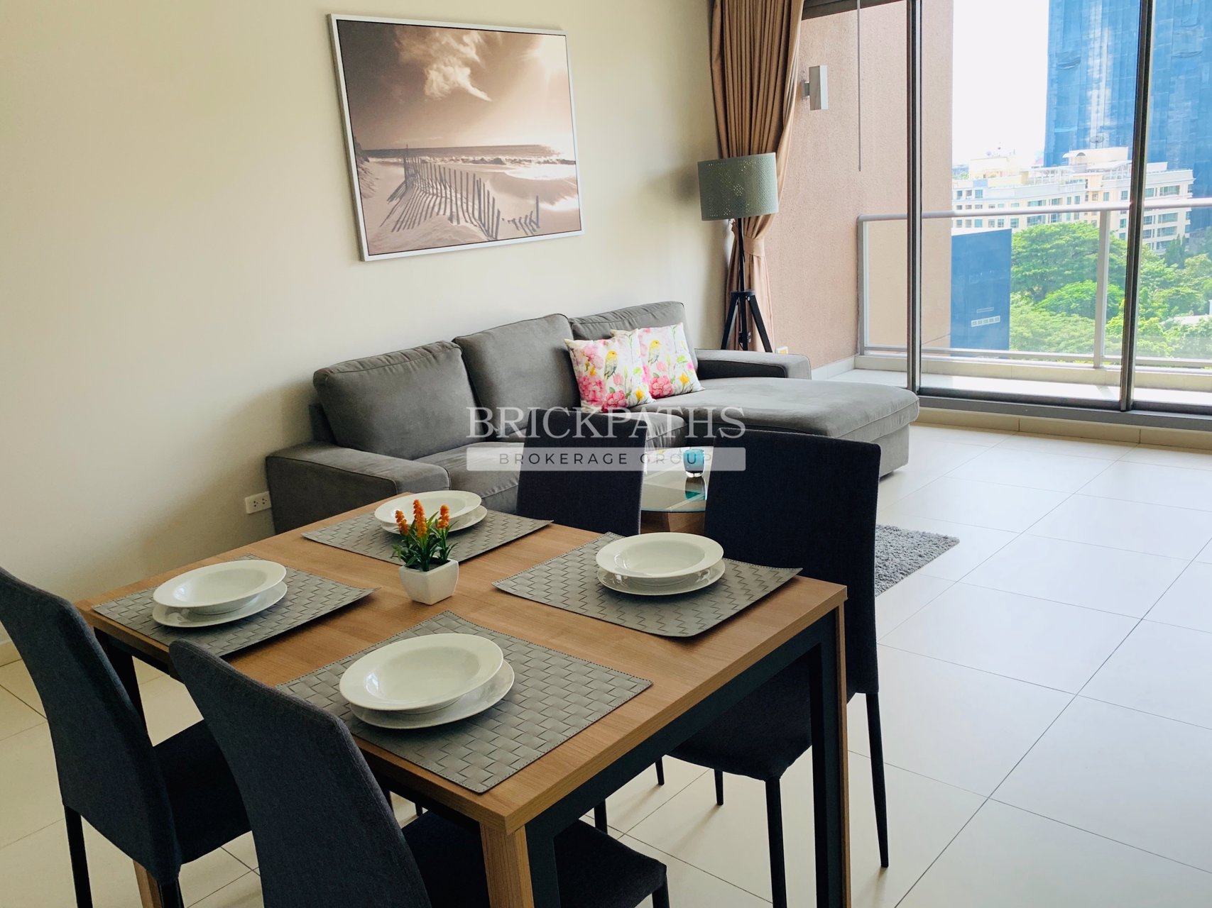 sale-condo-the-lofts-ekkamai-2-bedroom-bts-ekamai