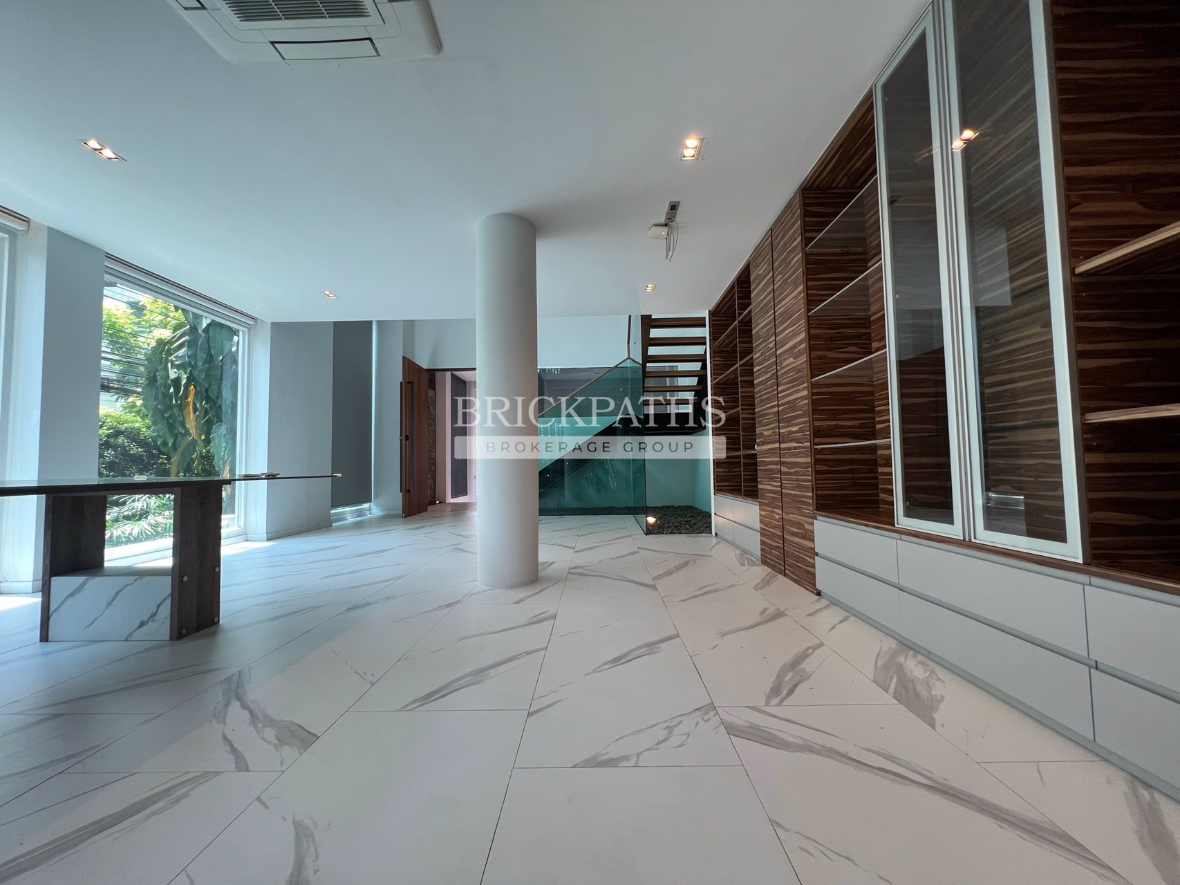 ขายทาวน์โฮม-จำนวนสองยูนิตเชื่อมกัน-โครงการ-พร้อมพรรค-เพลส-ซอยทองหล่อ-25