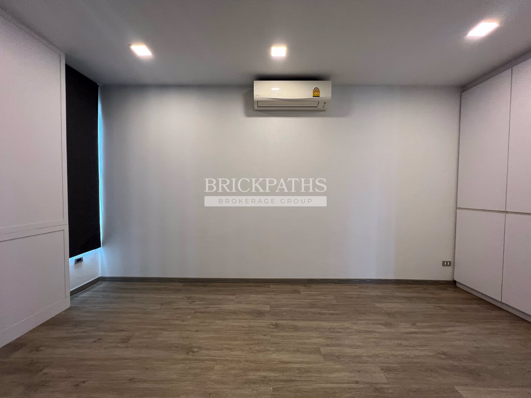 ขายทาวน์โฮม-จำนวนสองยูนิตเชื่อมกัน-โครงการ-พร้อมพรรค-เพลส-ซอยทองหล่อ-25