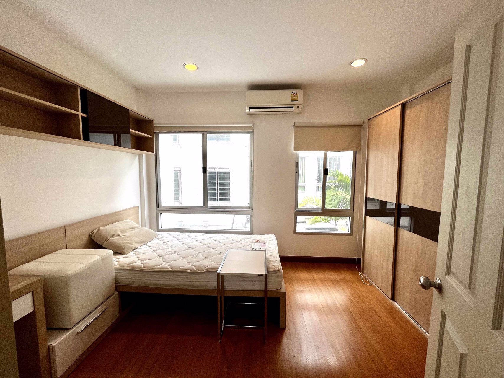 ขาย-ให้เช่า-ราคาถูก-บ้านเช่า-ทาวน์โฮม-เฟอร์ครบ-3ห้องนอน-3ห้องน้ำ-บ้านกลางเมืองพระราม-9-วงแหวน-22000