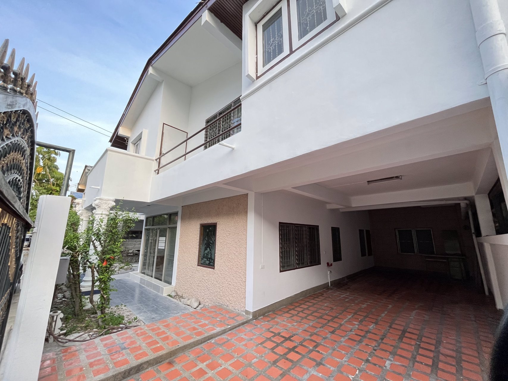 ให้เช่า-บ้านเดี่ยว-2-ชั้น-52-ตรว-พร้อมอยู่-ถพัฒนาการ-ซอย-39-มปรีชา-1-3นอน-4น้ำ-ราคาพิเศษ-22000