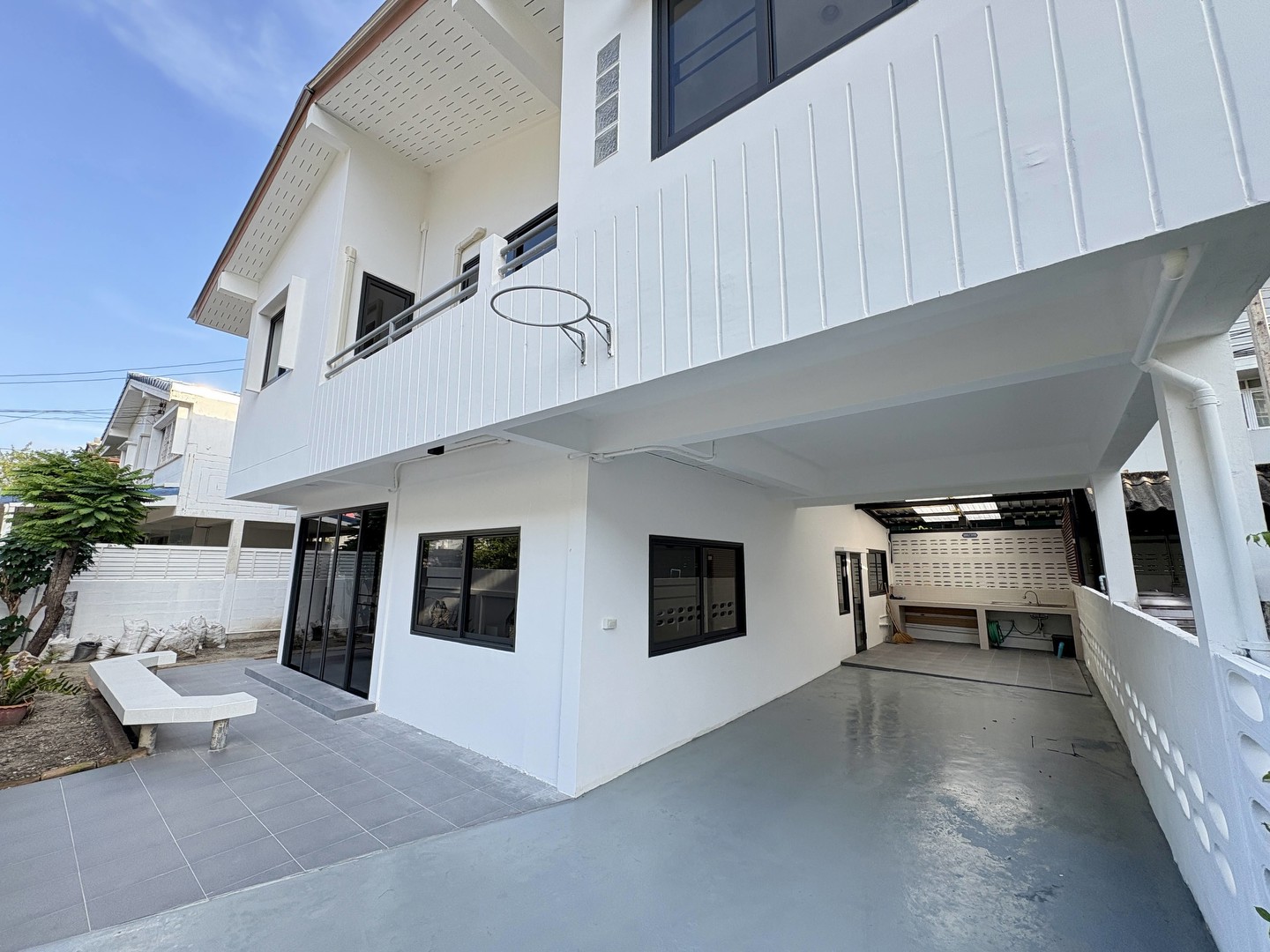 ให้เช่า-บ้านสวย-บ้านเดี่ยว-โฮมออฟฟิต-2-ชั้น-52-ตรว-พร้อมอยู่-ถพัฒนาการ-ซอย-39-มปรีชา-1-4นอน-3น้