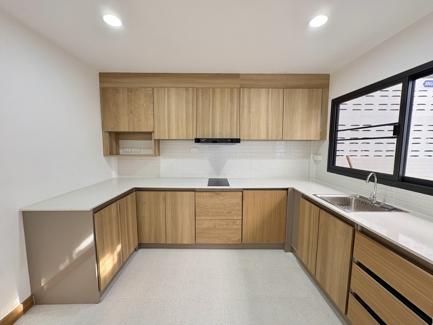 ให้เช่า-บ้านสวย-บ้านเดี่ยว-โฮมออฟฟิต-2-ชั้น-52-ตรว-พร้อมอยู่-ถพัฒนาการ-ซอย-39-มปรีชา-1-4นอน-3น้