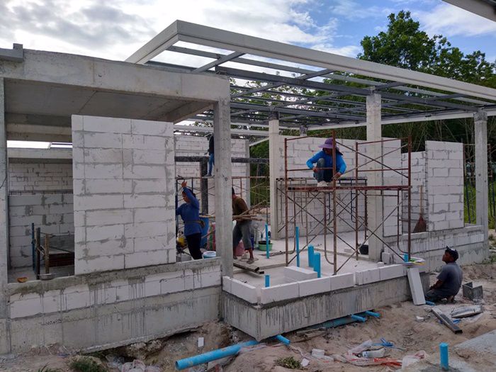 บ้านเดี่ยวสไตล์โมเดิร์น-แม่น้ำคู้-ซอย-2-ปลวกแดง-ระยอง-ราคา-1xx-ล้านบาท-เนื้อที่-45-ตรว-2ห้องนอน