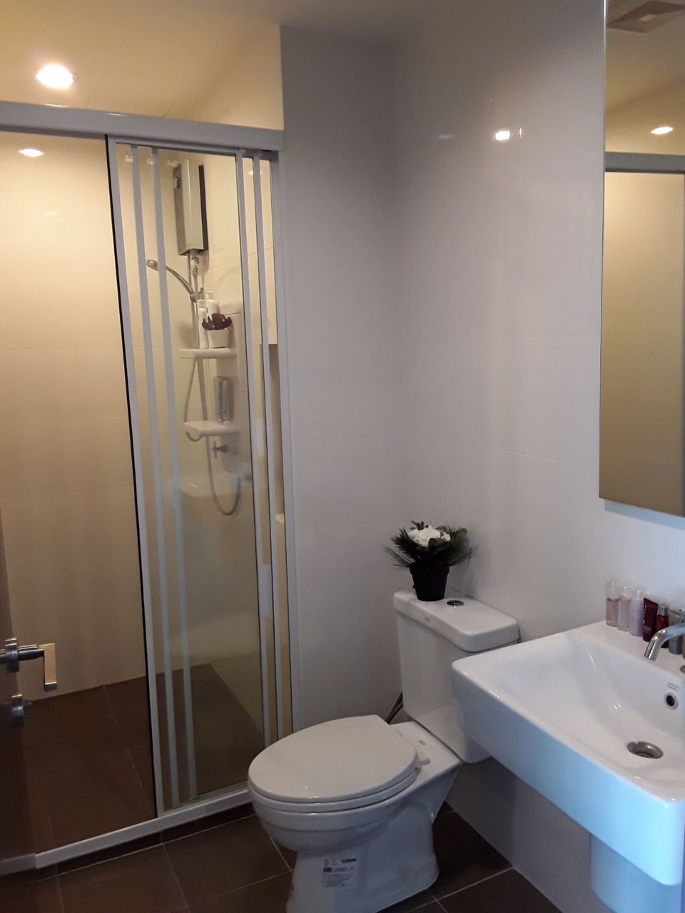 ขายด่วน-2-ห้องนอน-50-ตรม-หัวมุม-แต่งครบ-สงบ-เครื่องใช้ไฟฟ้าจัดเต็ม-ราคาถูกที่สุดในโครงการ